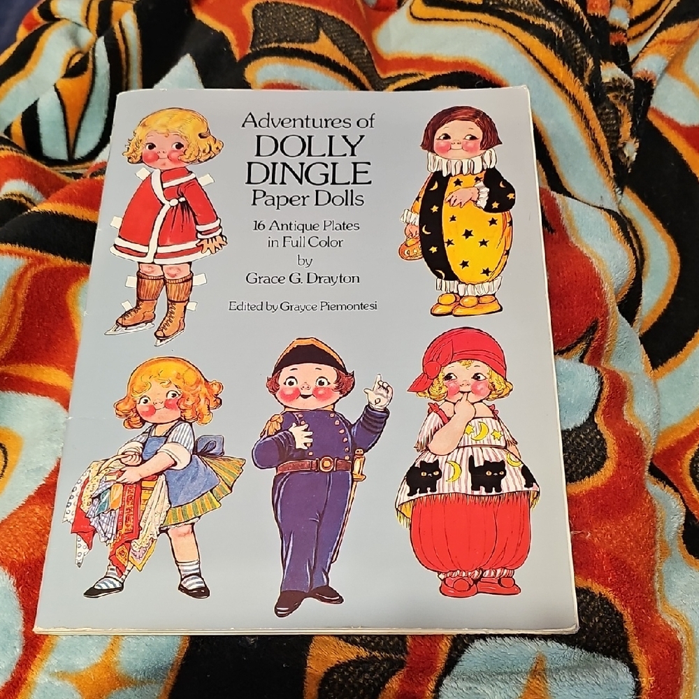 1985 Dolly Dingle Paper Dolls Book 16 Antique Plates In Full Color Unused
